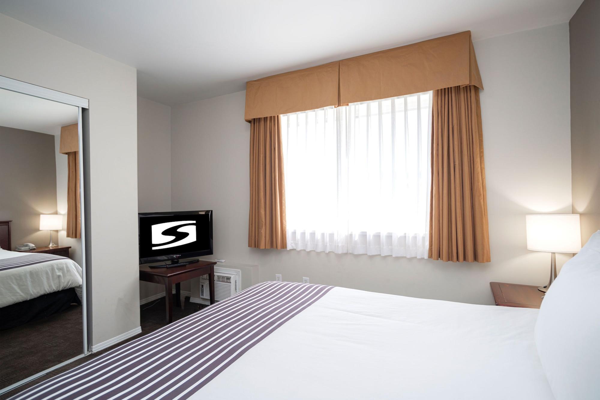Sandman Hotel & Suites Вільямс-Лейк Екстер'єр фото